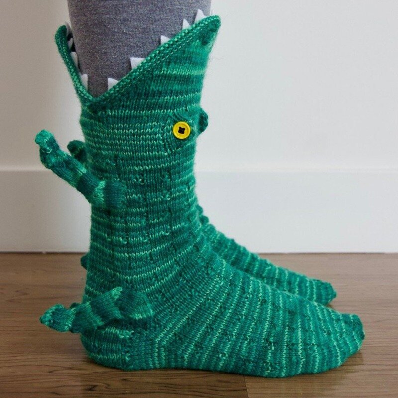 2023 New Knitted Crocodile Socks Autumn Winter Women Cute Cartoon Floor Warm Socks Christmas Funny Socks calcetines de la mujer