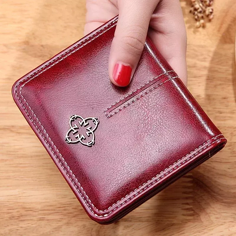 New Women's Luxury Leather Mini Purse Coin Bag Clasp Short Purse Solid Color Small Women's Clutch Bag Carteira Feminina Wallet