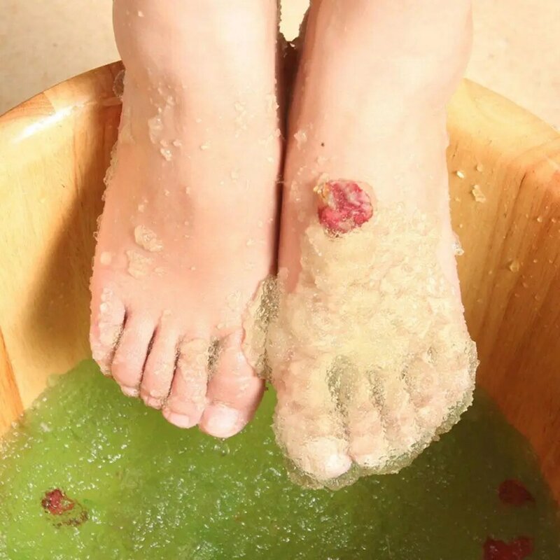 60g 2 stücke Rose Schaum bad Pulver Spa Peeling Fußbad Kristall Schlamm Körper Fuß Salz Scruber Einweichen Füße im Winter Hautpflege