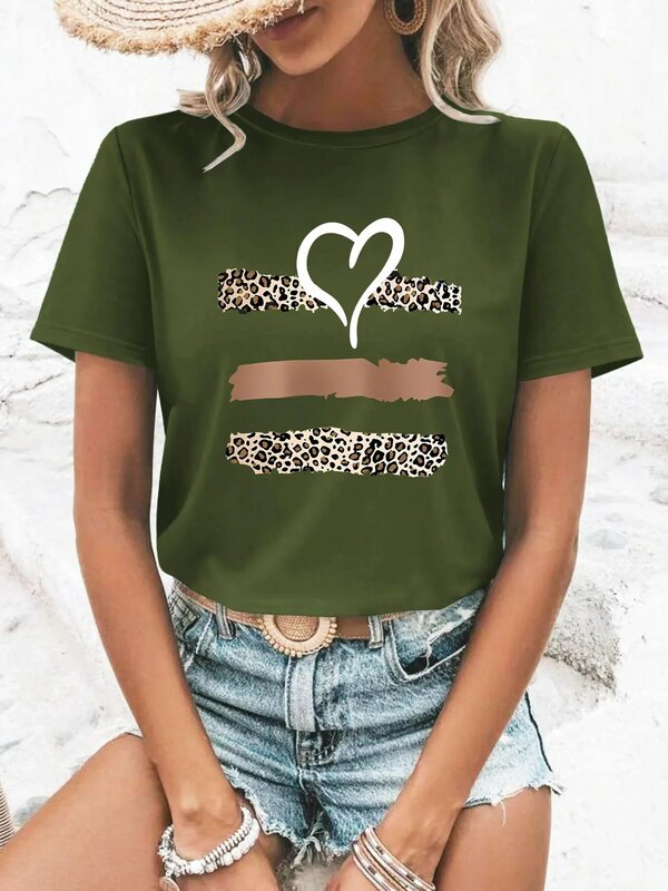 Y2k t-shirt estiva a maniche corte con stampa leopardata t-shirt girocollo con grafica a cuore nuovo Top femminile abbigliamento estivo da donna