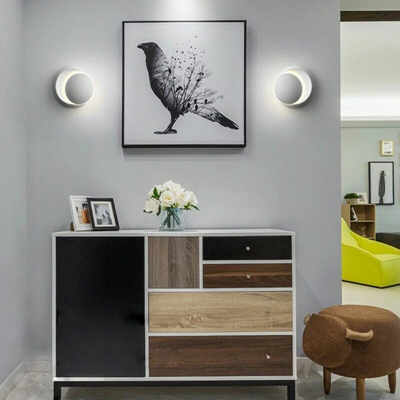 LED Wall Lamp 360 Degree Rotation Adjustable Interior Wall Light Bedside Wall Decoration Creative Modern Round Wall Sconce Lamps