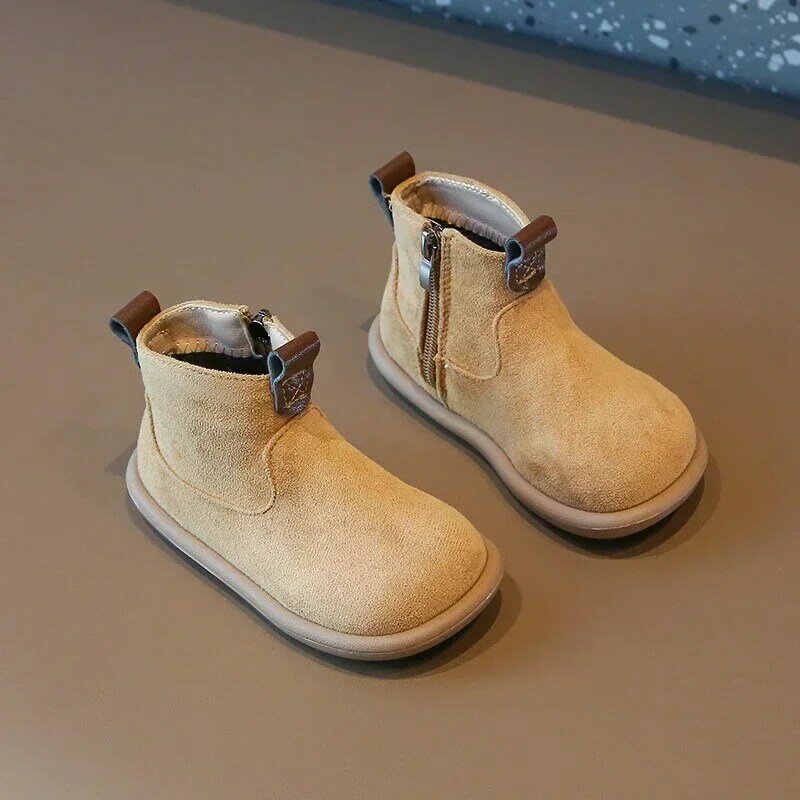 Autunno inverno neonati maschi stivali da bambina Oxford in pelle scamosciata scarpe Casual per bambini scarpe da neonato antiscivolo all'aperto stivaletti per bambini in peluche
