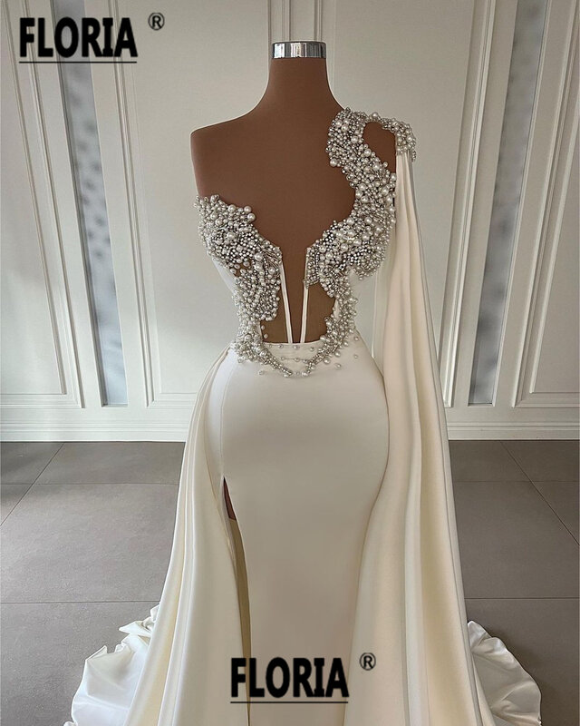 Custom Made Luxo Cristal Pérolas Vestido de Noiva com trem destacável Dubai Sheer frisada fenda cetim vestido de noiva Vestido De Novia