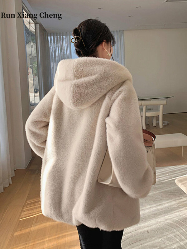 2023 inverno addensato visone Cashmere cappotto di visone femminile di media lunghezza con cappuccio stile coreano eco-friendly cappotto di pelliccia temperamento delle donne