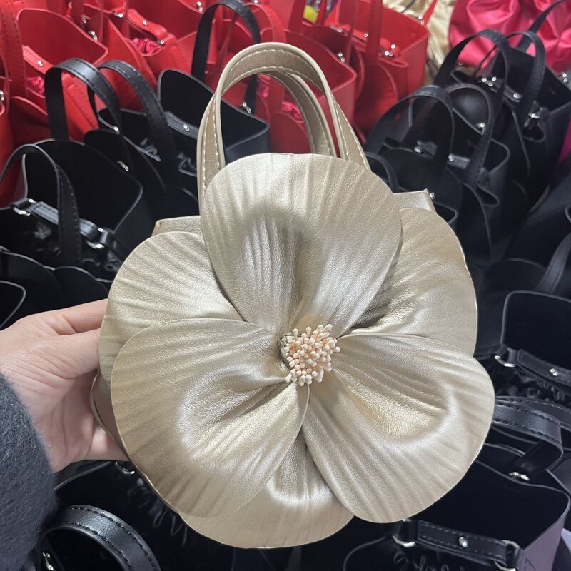Luxury Flower Bucket Bags for Women Fashion Appliques Women Designer Handbag Petal Shoulder Crossbody Bag Evening Party Clutch