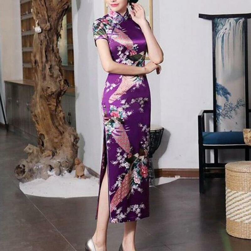 花と孔雀のヴィンテージの女性のための中国のドレス、襟qiPaoのマーカンドリ、特大、長いスリムなチャイナドレス、2xl、3xl、4xl