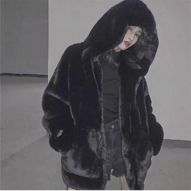 Jaqueta de couro falso para mulheres, casaco peludo grosso feminino, vison imitação pele de coelho, manga comprida com capuz, outono e inverno 2024