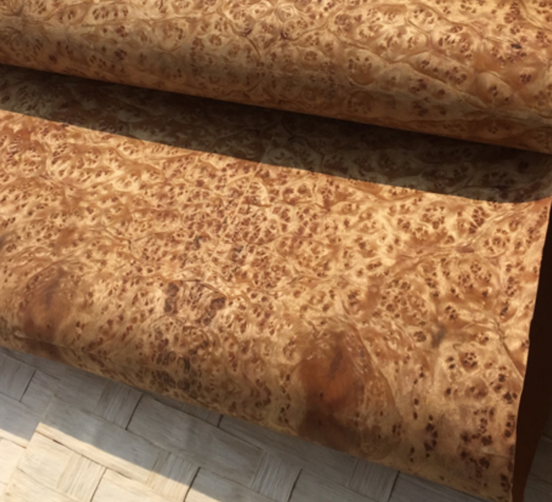 L: 2,5 метров Ширина: 250-550 мм T: 0,25 мм натуральное уплотнение древесный шпон листы крафт-бумаги на задней стороне