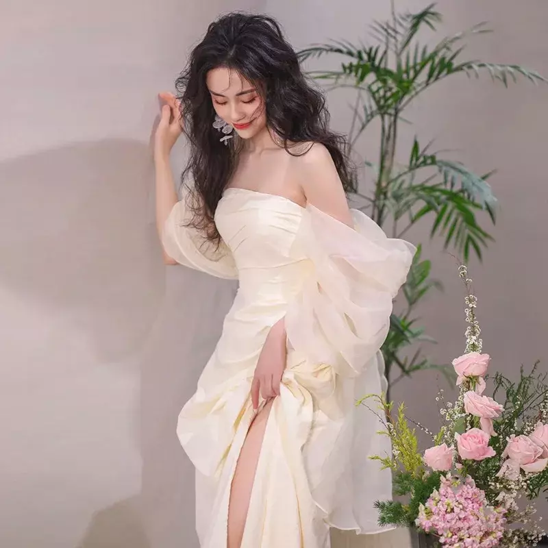 2024 Elegant Strapless Korea Wedding Dresses Soft Satin Off Shoulder Bridal Gown Photography High Split Bride Dress With Ribbon