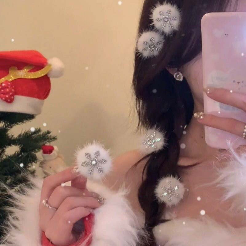 2024 New Fashion Shiny Rhinestone Snowflake Fur Ball Plush BB Clip for Women Korean Sweet Bang Clip Barrette Hair Accessories