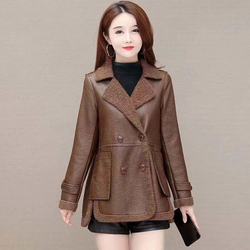 4XL giacca in pelle da donna autunno inverno corto Double Sided Wear cappotto in pelle femminile aggiungi velluto caldo soprabito in lana di agnello PU