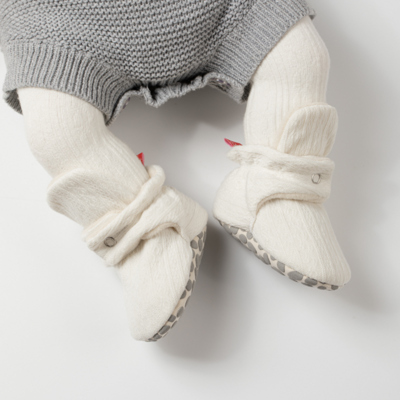 Calzini per bambini inverno neonato ragazza stivaletti Fluff scarpe morbide per bambini primi camminatori antiscivolo caldo neonato culla scarpe mocassino