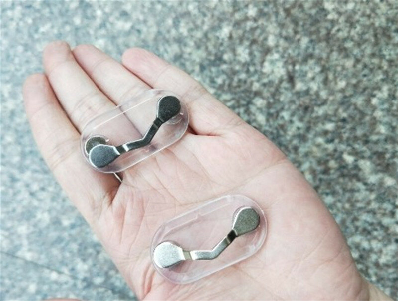 Broches de Pin de soporte magnético para gafas, Clip de ropa portátil multifunción, hebilla magnética, auriculares de línea, moda