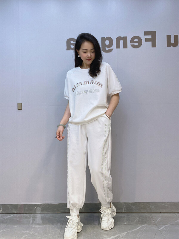 Summer Women Two-piece Set Shiny Letters Hot Drilling Beads Short Sleeve T-shirt Top + Casual Sweatpants Pants Suits