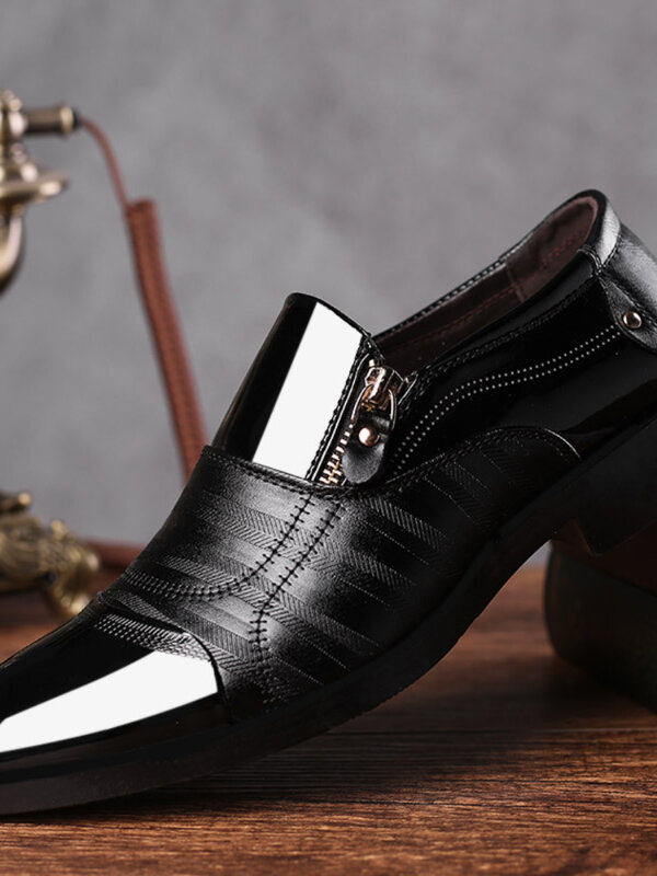 Sapatos formais pretos italianos para homens, Mocassins de casamento, Couro envernizado, Sapatos Oxford