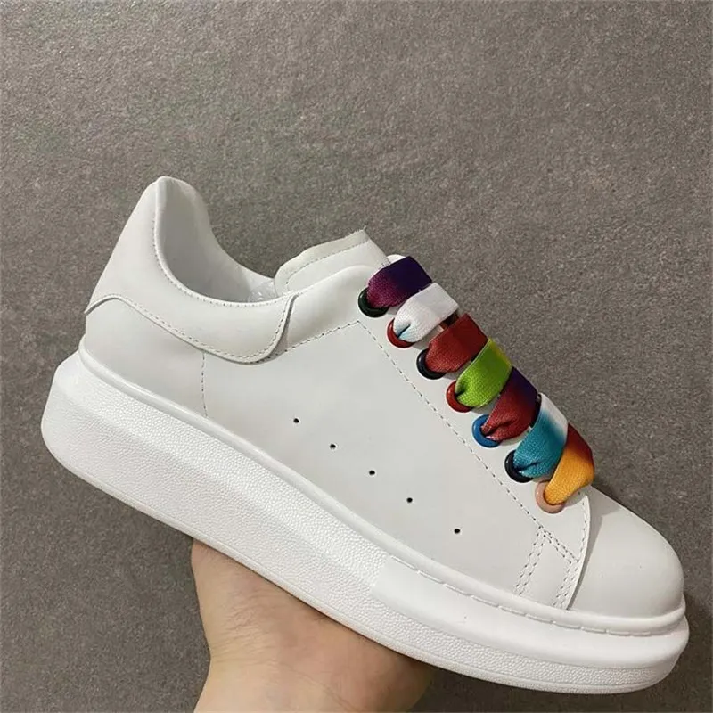 New Designer shoe White Oversized womens mens Luxury velvet suede Casual Shoes Leather Lace Up Fashion Platform Sneakers Men