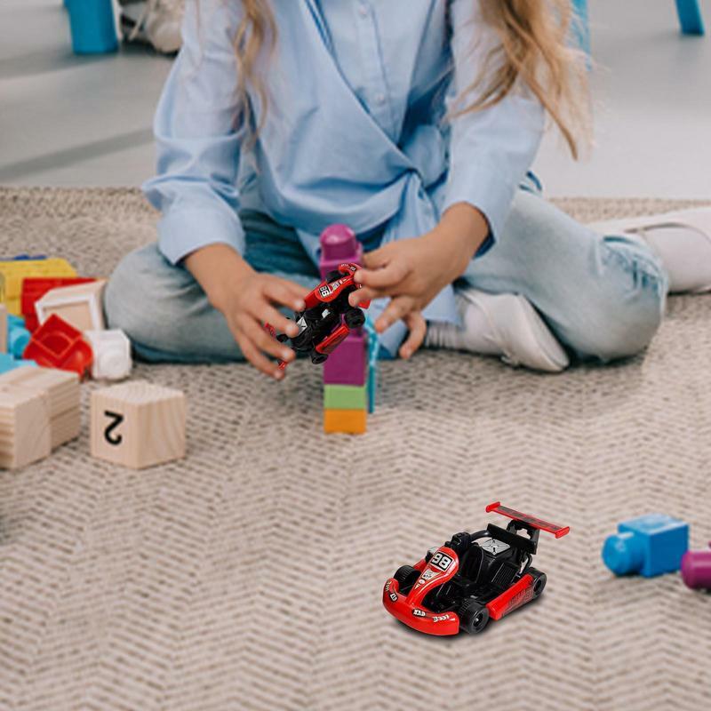 Mainan Kart Mini anak-anak, mobil balap portabel tanpa gesekan baterai untuk mengembangkan koordinasi mata dan warna acak