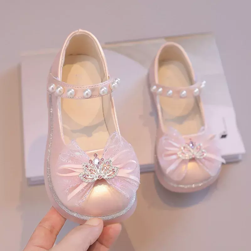 Sepatu anak perempuan musim semi musim gugur sepatu kulit manis mahkota ikatan simpul anak putri Fashion sepatu datar untuk pesta dansa serbaguna