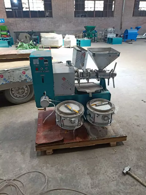 Mesin press penyemprot minyak makanan hidrolik kacang kakao penut baru kayu mesin pres minyak mini zaitun industri presser minyak