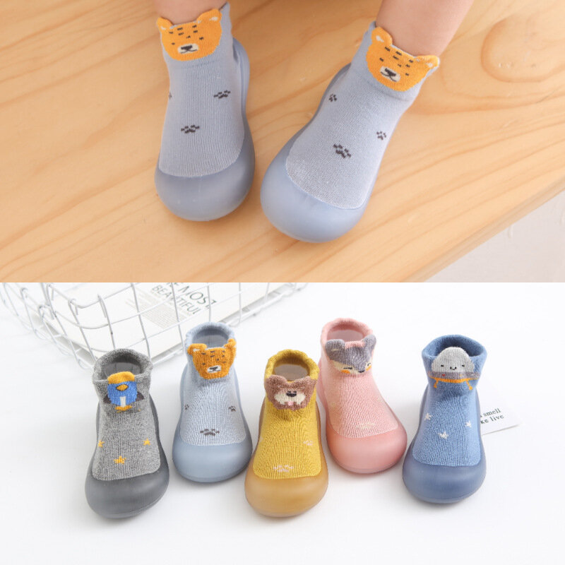 Calcetines antideslizantes con suelas de goma para bebé, zapatillas de dibujos animados, zorro, Tigre, zapatos gruesos para niños