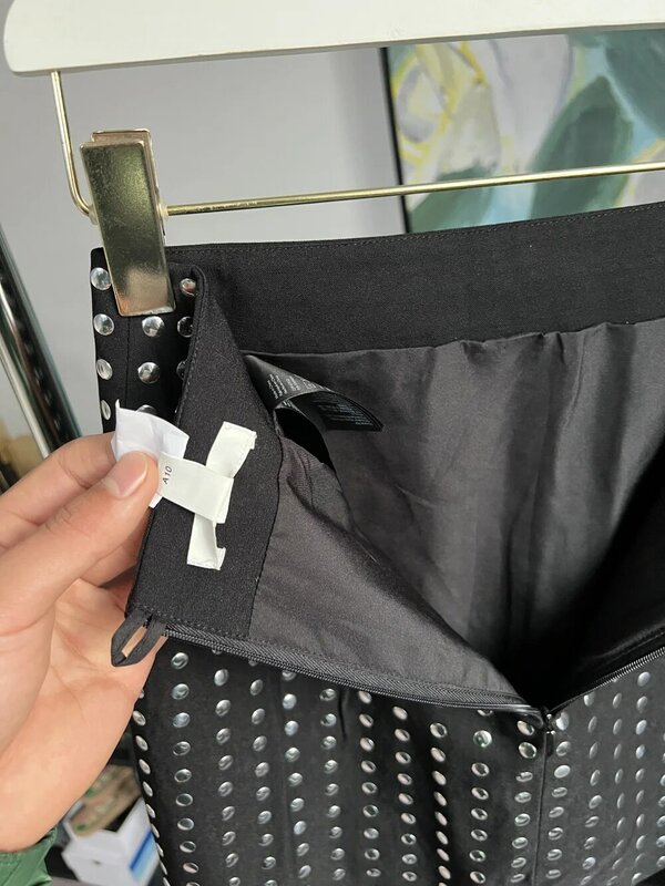 Gonna con borchie 23 nuovi rivetti pesanti y2k decorati versione a-line di minigonna nera con fianchi alti marsupio