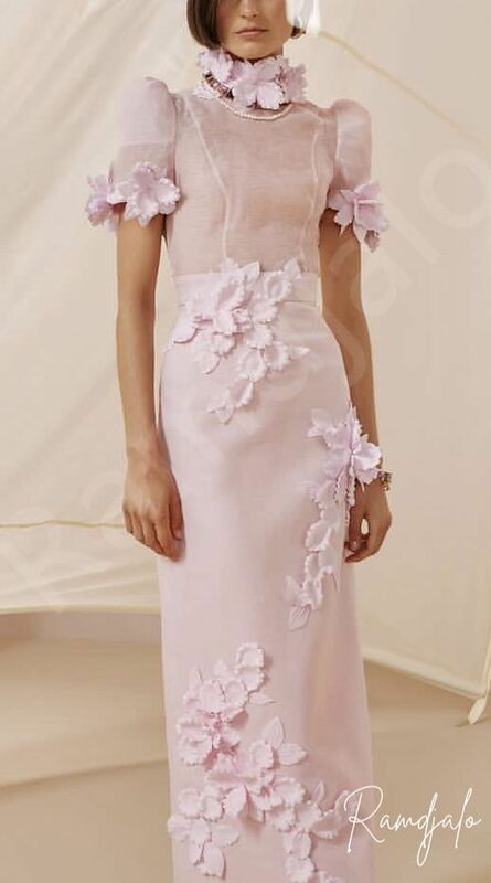ウェディングドレスのパステルピンクの母、3D花柄のアップリケ、ハイネック、モダンなファッションイベント、特別なお祝い、食用品