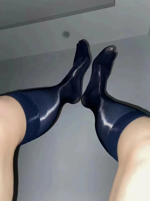 ถุงเท้ายาวถึงน่องสำหรับบุรุษชุดเดรสธุรกิจ2023เซ็กซี่สำหรับสุภาพบุรุษถุงเท้าสั้นสำหรับสุภาพบุรุษ