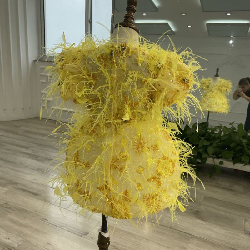 Детская желтая короткая юбка с цветочной вышивкой