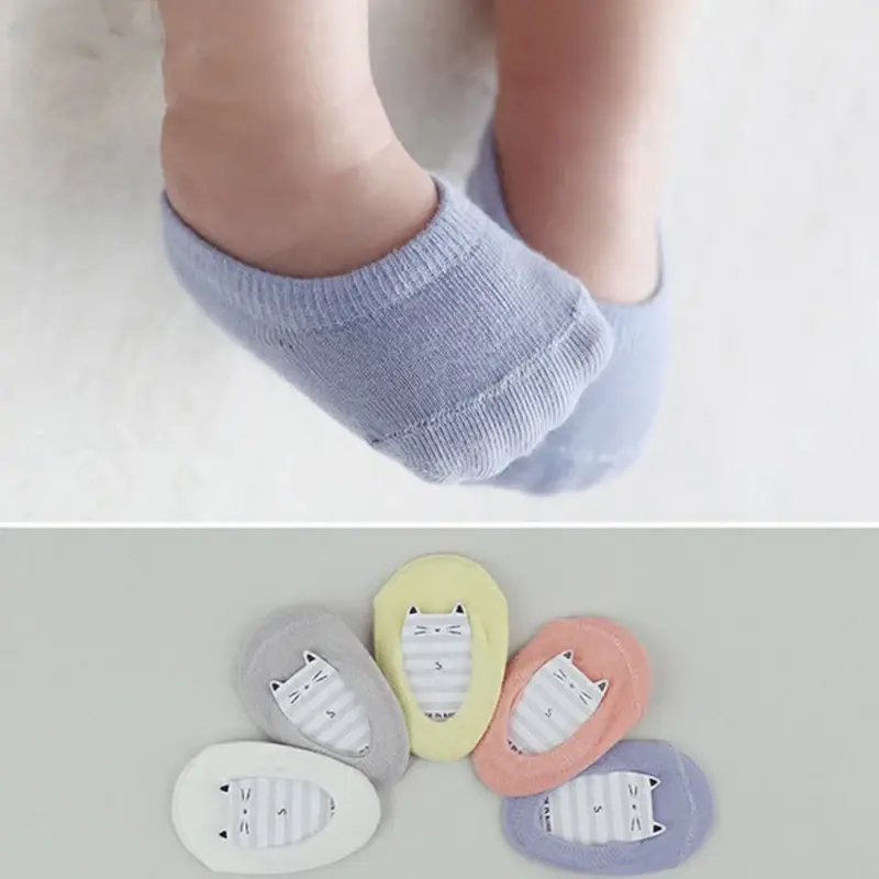 Calcetines invisibles de algodón antideslizantes para niño y niña, medias náuticas coreanas para bebé