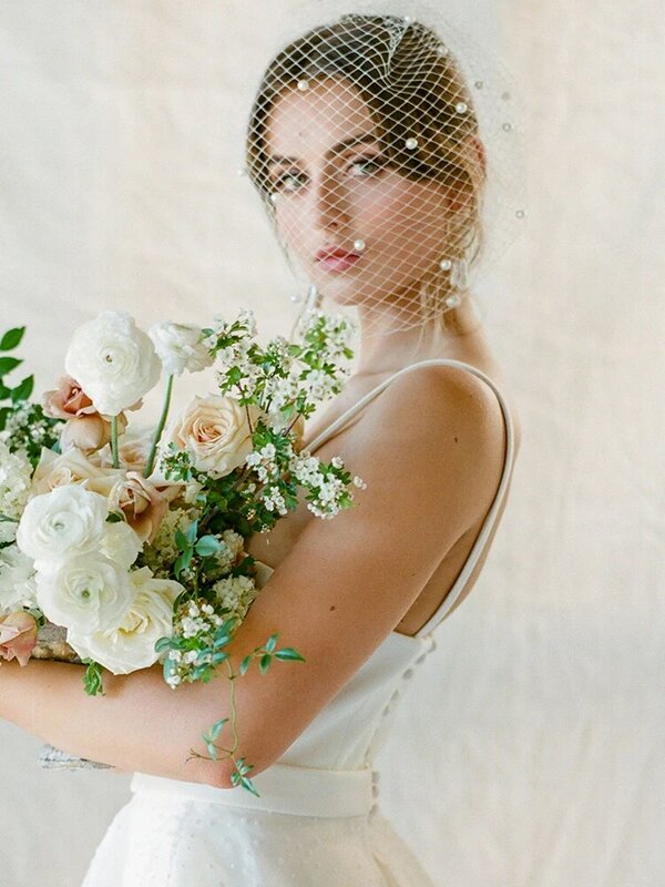White Pearls Birdcage Veil Hair Clip Face Veil Fascinators Wedding Party Accessories Veil For Woman Charming Akcesoria ślubne