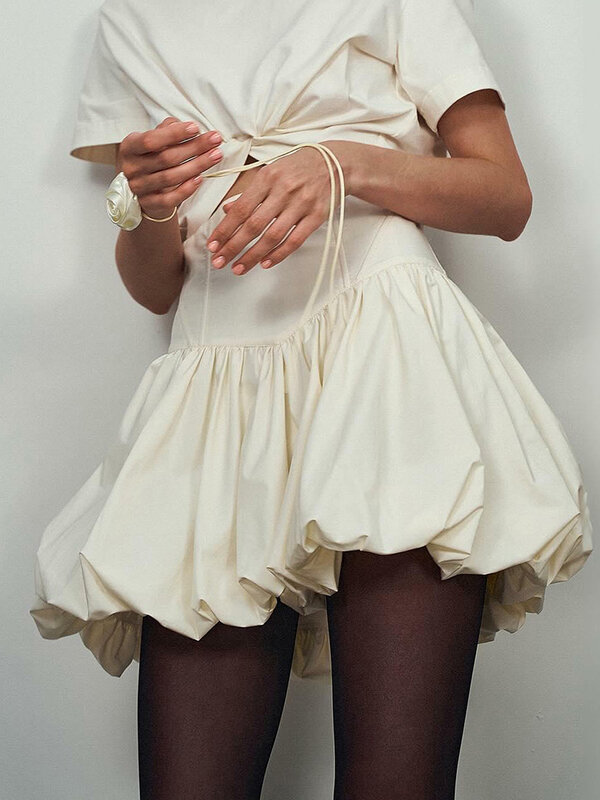 Женская летняя пышная мини-юбка с завышенной талией
