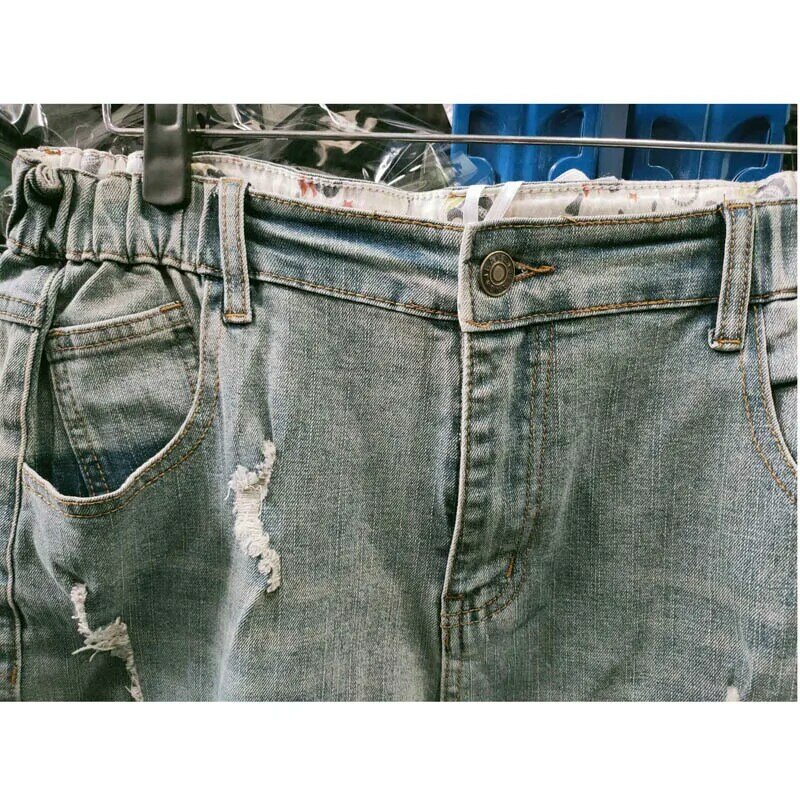 140kg plus tamanho feminino verão solto rasgado cintura elástica fina casual cinco pontos jeans azul quadril 150cm 5xl 6xl 7xl 8xl