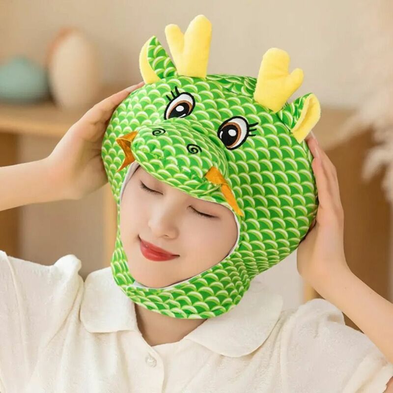 Mascotte drago cartone animato drago copricapo cartone animato drago stile cinese cappello 3D soffice 2024 drago anno drago cappello di peluche