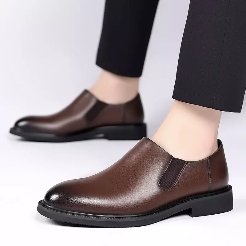 2023 wszechstronne męskie buty biurowe na zewnątrz męskie buty na co dzień solidna, spiczasta, antypoślizgowa modne skórzane buty na niskim obcasie