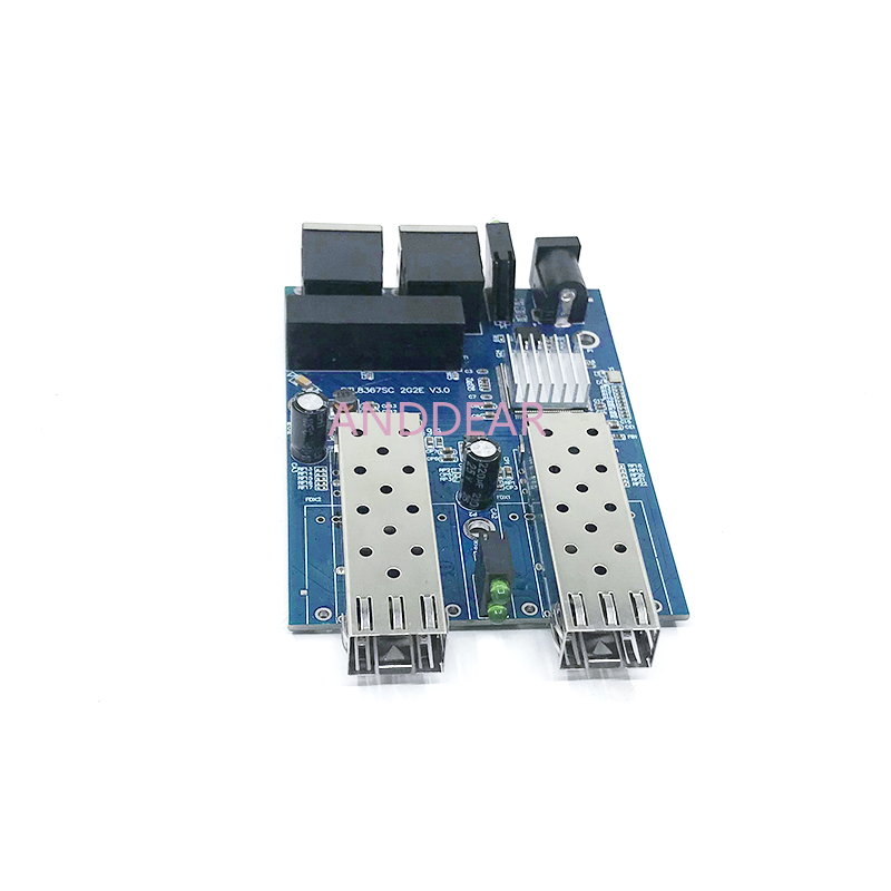 Switch in fibra Ethernet 10/100/1000M 2 RJ45 UTP 2 SFP 40KM Gigabit convertitore multimediale in fibra ottica 2SFP 2 RJ45 Ethernet 1 pz