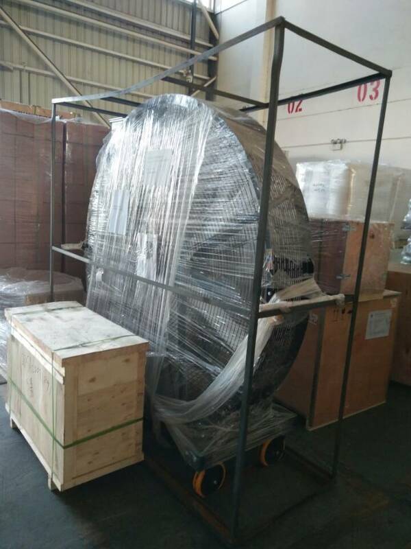 Large size standing fan industrial mobile brushless DC cooling fan with wheel