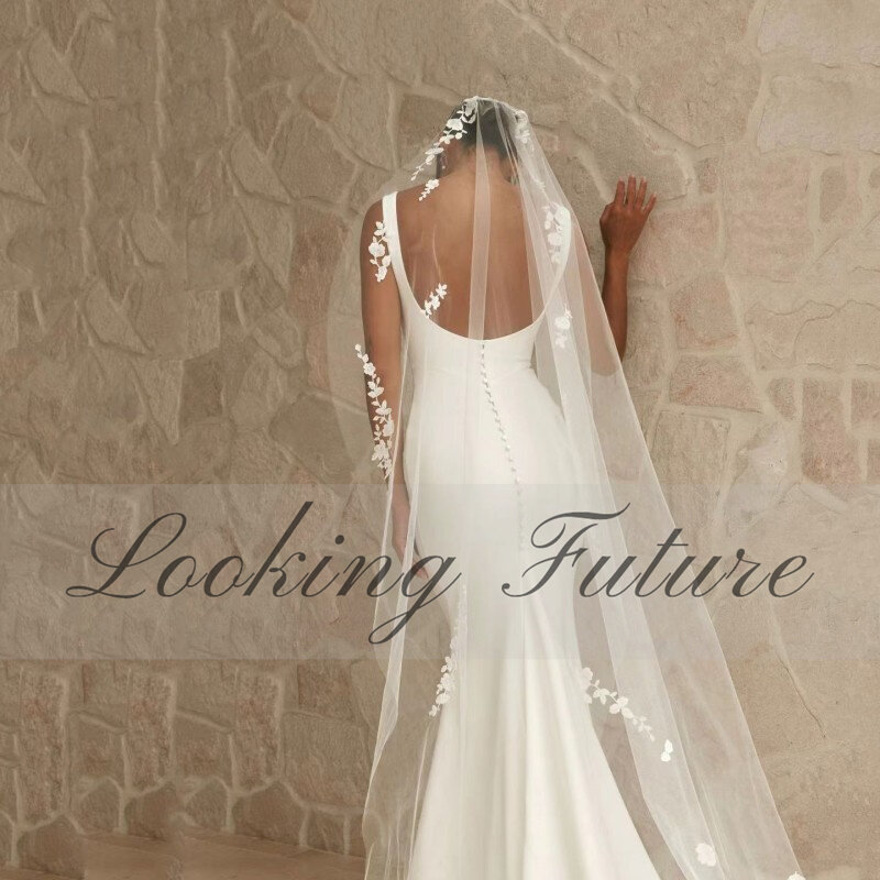 Vestido de novia blanco de sirena de satén elegante para mujer, cuello cuadrado, tirantes finos, ilusión, sin espalda, bata de botón