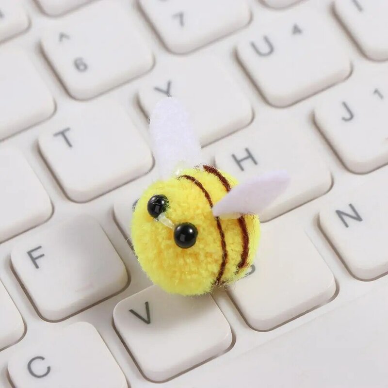 10 stücke gelbe Wolle Filz kleine Biene Kopfschmuck Filz Ball kreative künstliche Bienen Handwerk niedlichen Mini Biene Kleidung Dekor