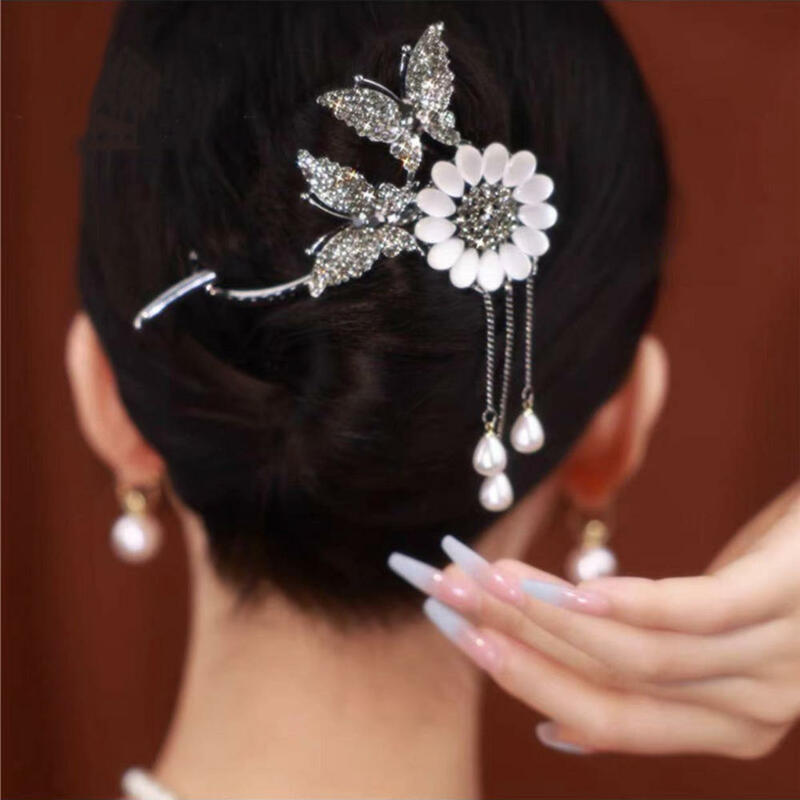 Fashionable Ins Style Women'S High-End Temperament Twist Clip Tassel Flower Plate Hair Clip Elegant Hair Accessory Styling Tool