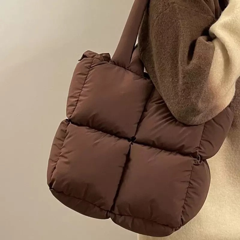TOUB040 tas bahu empuk desainer wanita tas tangan kapasitas besar berlapis katun bawah bulu