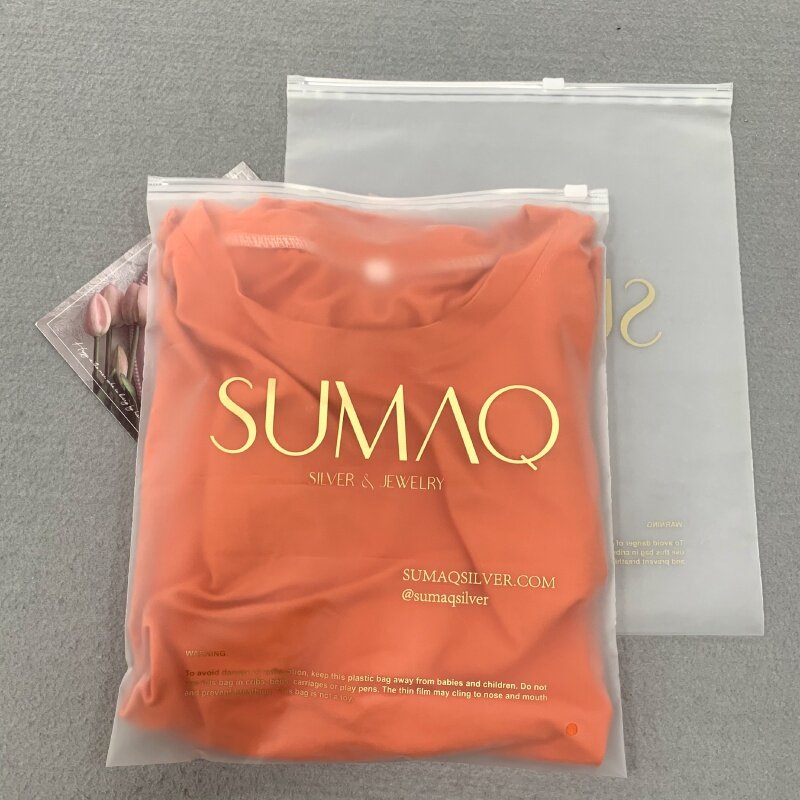 Customized product、Custom Pe Eva Pvc White Matte Frosted Zipper Seal Plastic Zipper Packaging Bags For Clothing
