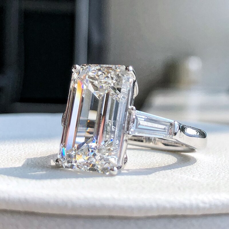 AJ2024 Lab berlian cincin putih berlian zamrud bentuk 10ct E warna VS2 G18K putih emas Lab berlian perhiasan