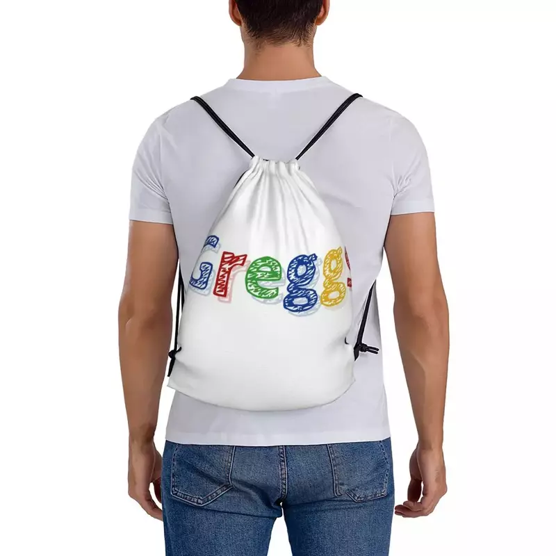 Greggs กระเป๋าเป้สะพายหลังโลโก้ลำลองแบบผูกเชือกกระเป๋าเก็บของกระเป๋าหนังสือสำหรับผู้ชายผู้หญิงไปโรงเรียน
