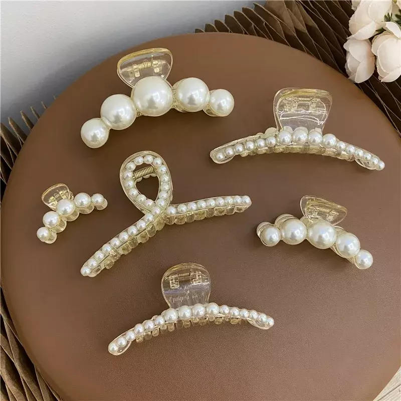 Elegant Big Pearls Hair Claws Clips for Women Big Size Acrylic Headwear Hairpins Hair Crab Barrettes Hair Accessories for Women