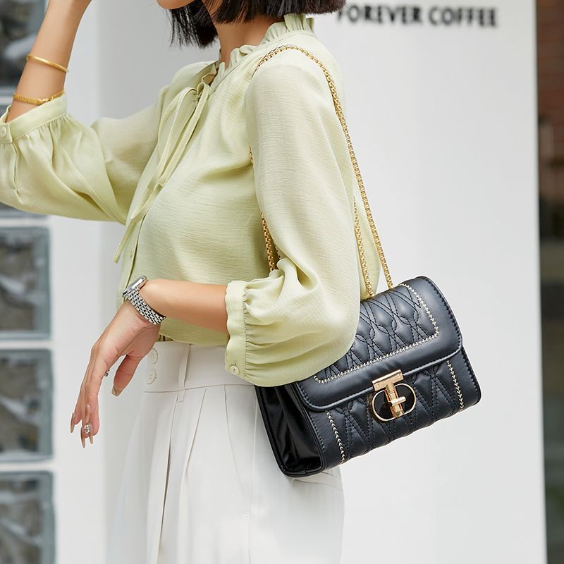 Bolso cruzado oblicuo de un solo hombro con cadena de moda de alta calidad, bolso bordado para mujer, Mini bolso cuadrado pequeño para teléfono móvil delicado