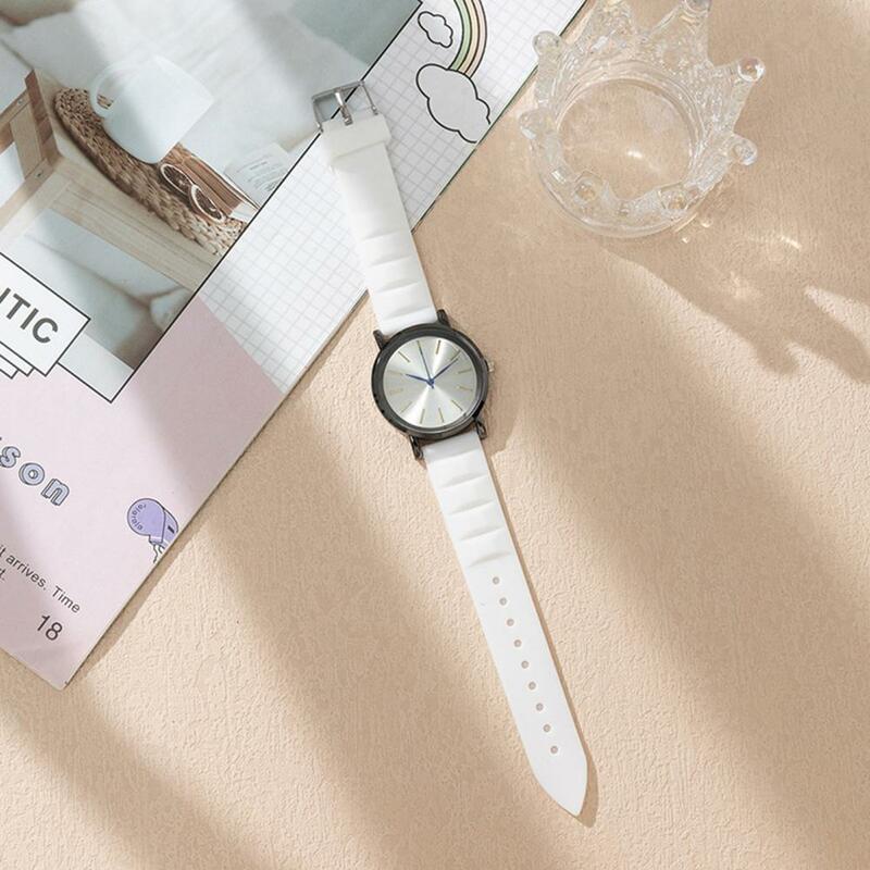 Relógio colorido de quartzo de silicone feminino, relógio de pulso diário com mostrador redondo, cronometragem precisa, datação diária