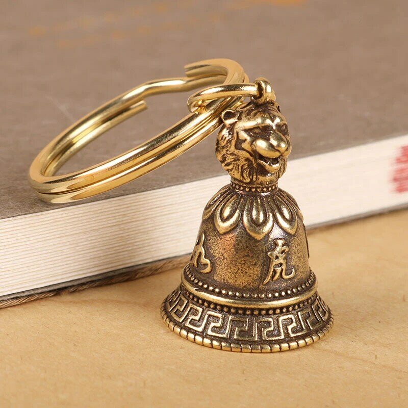 Porte-clés en laiton chinois 12 têtes d'animaux du zodiaque, porte-clés cloche, bijoux en cuivre vintage, Feng Shui, clé de voiture, cadeau porte-clés