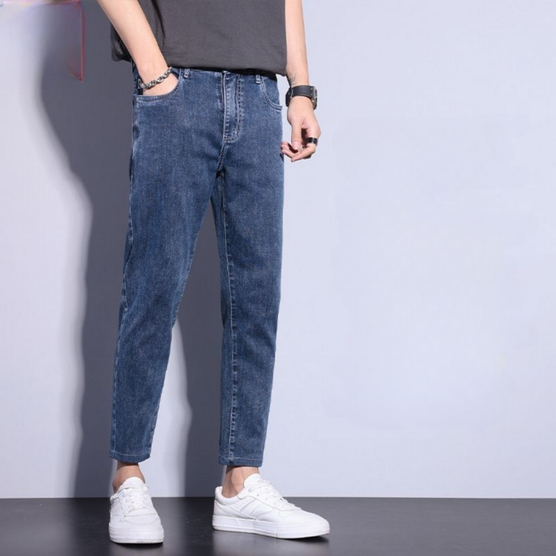 Jeans estivi stile coreano di moda di lusso di alta qualità per uomo pantaloni Slim elasticizzati Casual blu lavato Boyfriend