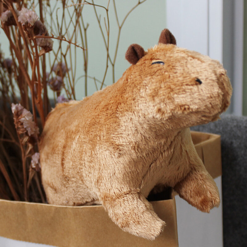 Capybara-peluche de imitación de Anime Fluffty, muñeco suave de animales de peluche, regalo de cumpleaños para niños, envío de pegatinas, 18-30cm
