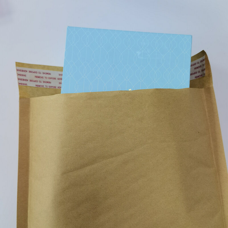Hysen 30Pcs สีน้ำตาลธรรมชาติฟองจดหมาย Kraft กระดาษเบาะจัดส่งกระเป๋า Peel และซีลสำหรับ Mailing